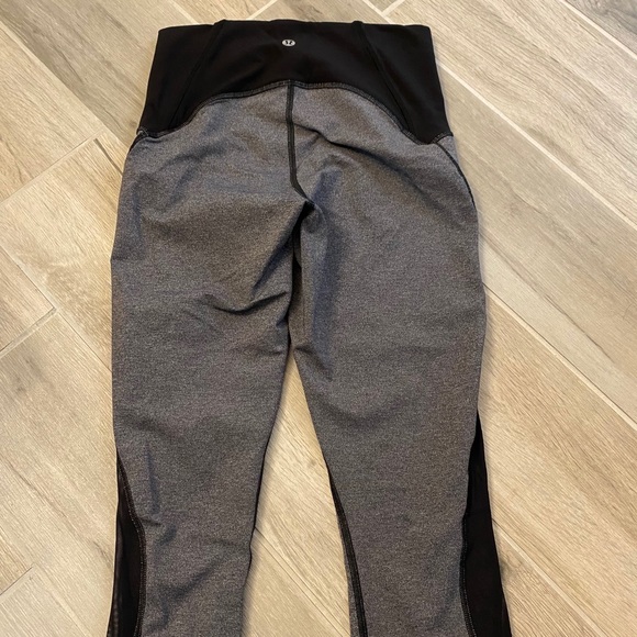 ❗️❗️LAST CHANCE❗️❗️Lululemon train times crop - Picture 4 of 5